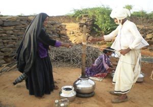 maldhari-making-butter-pic